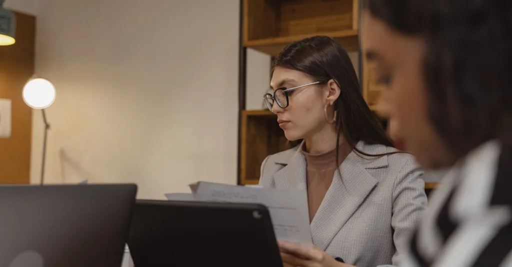 découvrez des conseils, des opportunités et des ressources pour développer votre carrière et réussir professionnellement.