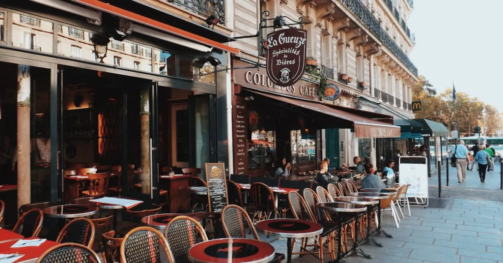 découvrez notre restaurant français chaleureux et convivial, où la cuisine traditionnelle rencontre une ambiance cozy pour un moment de dégustation inoubliable.